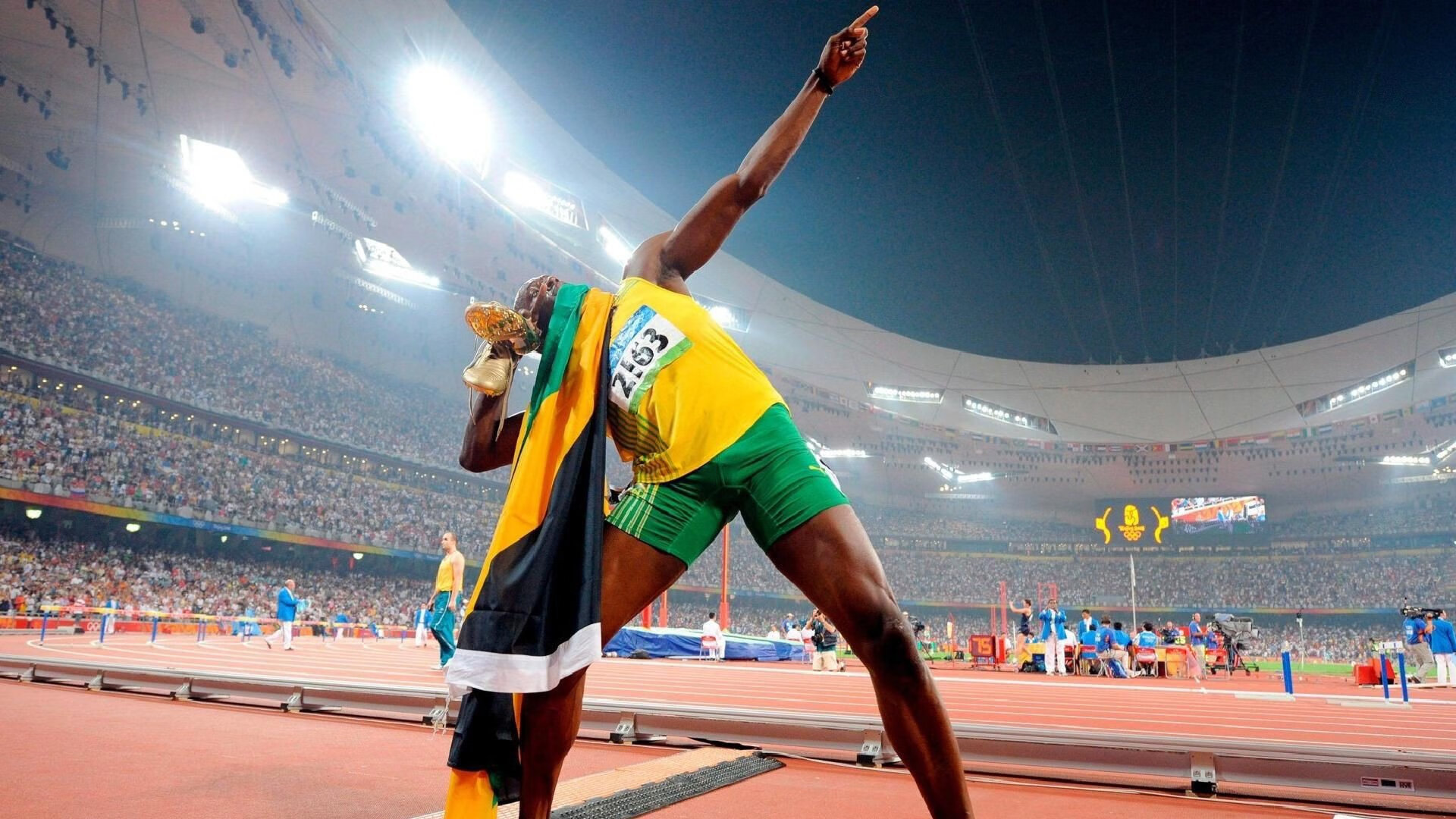 九游登录中心-艾比·德尔福：以强硬防守和精准传球稳固南非队后场，艾比利德尔